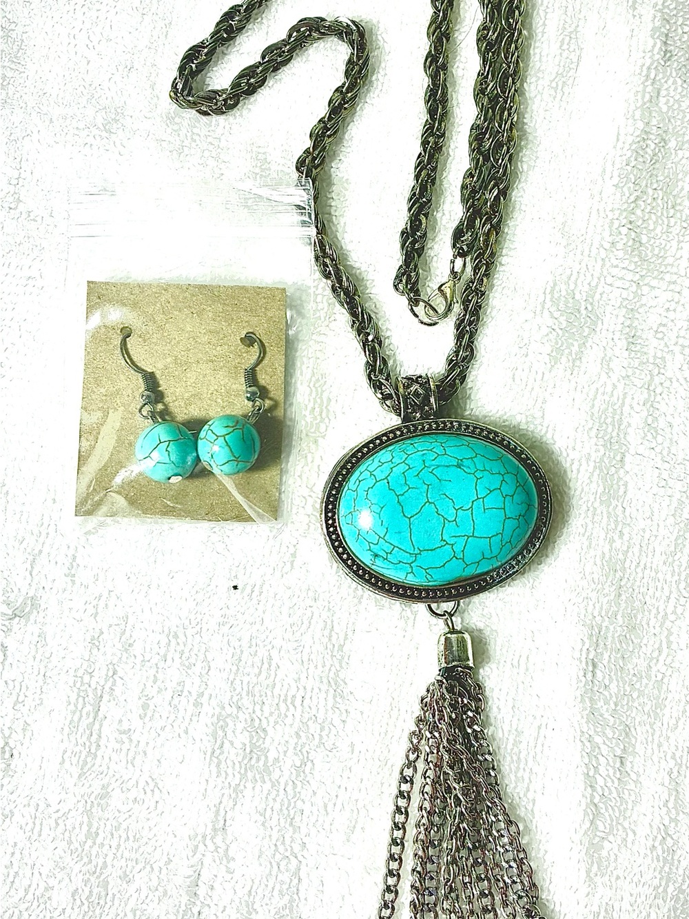 Faux Turquoise Oval Pendant Necklace and Earrings
